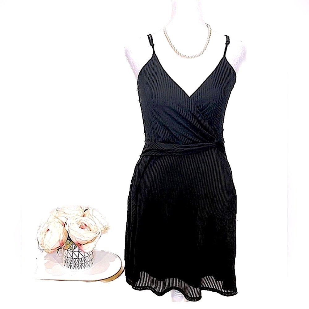 Express Black Ribbed Twist Front Fit and Flare Mini Dress, Women’s Size Small.